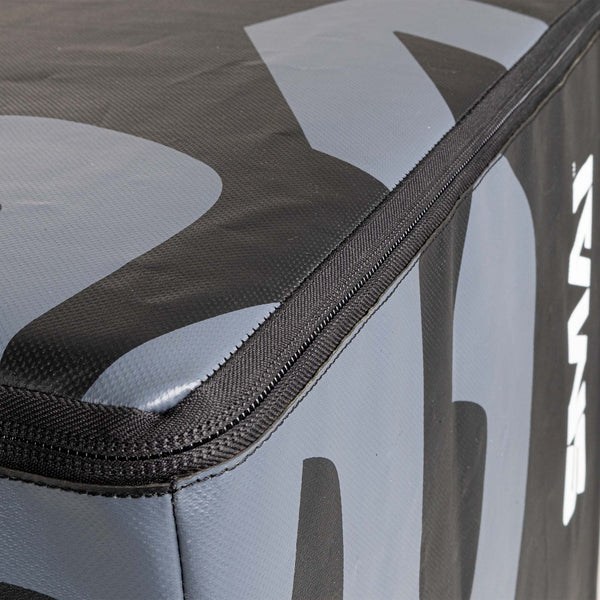 Plyometric Box - WOD Pro Close up of zipper