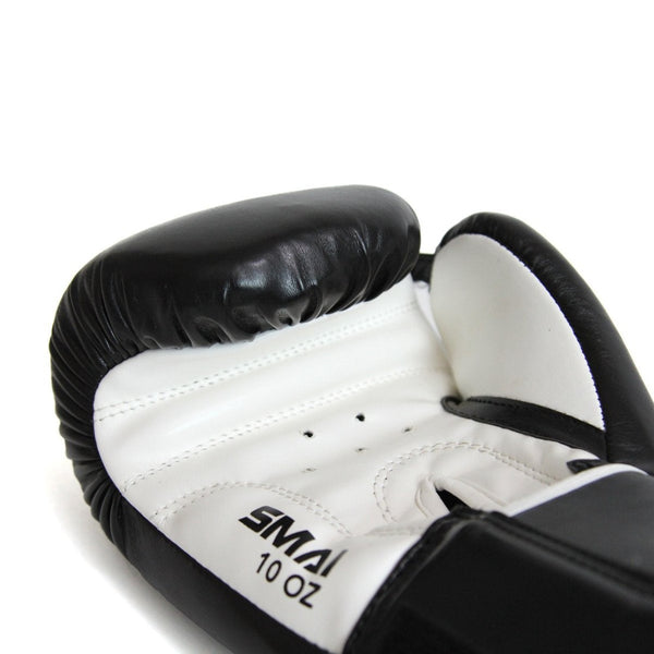 Essentials Cardio Boxing Combo Boxing Glove palm up